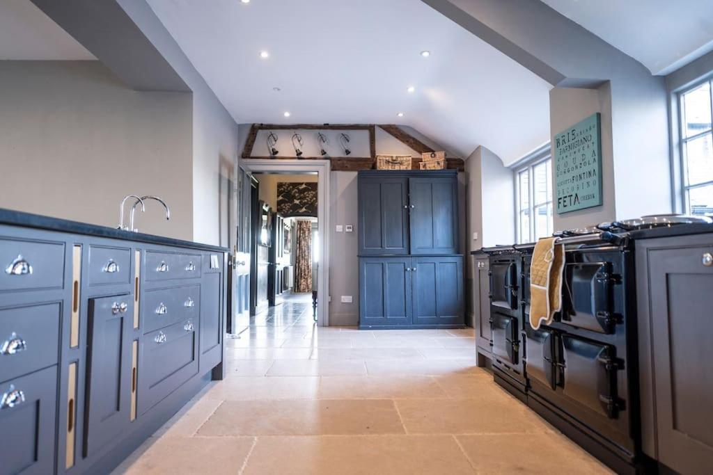 Georgian Country House -Panoramic Views -Sleeps 12 Ruthin Exteriör bild