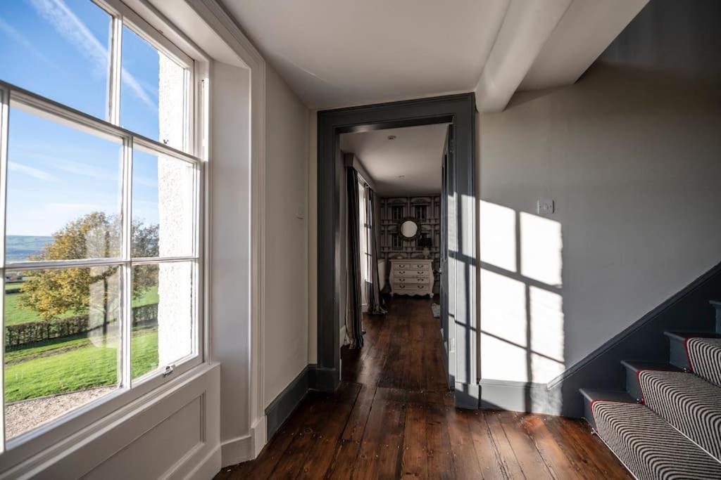 Georgian Country House -Panoramic Views -Sleeps 12 Ruthin Exteriör bild