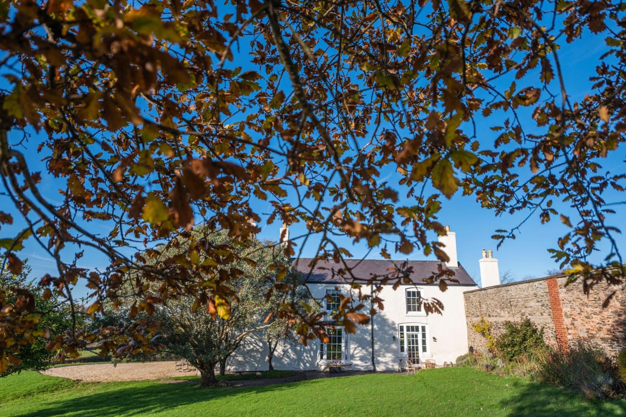 Georgian Country House -Panoramic Views -Sleeps 12 Ruthin Exteriör bild